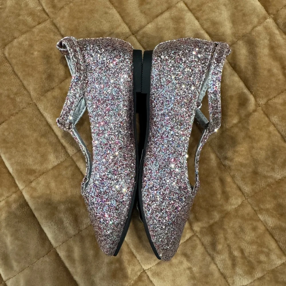 HARPER CANYON Glittery Pink Kids Shoes with adjustable straps! 🎉SO MUCH FUN🎉